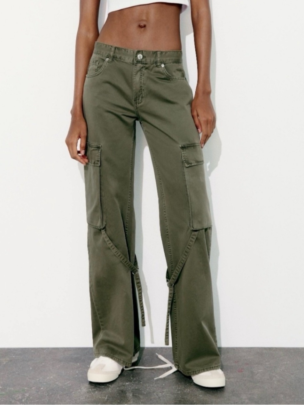 Zara Olive Green Wide Leg Flare Bondage Cargo Pants with Pockets & Straps size 2